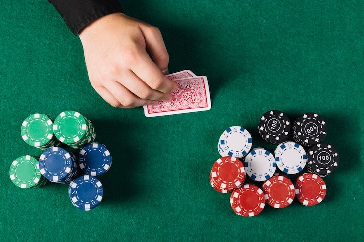 Bagan tingkat loyalitas gravastar menampilkan manfaat progresif dari Member hingga Diamond